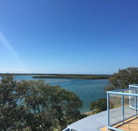 Crystal Waters Picnic Point - Accommodation Redcliffe