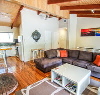 Crystalbrook Cottage - Accommodation Redcliffe