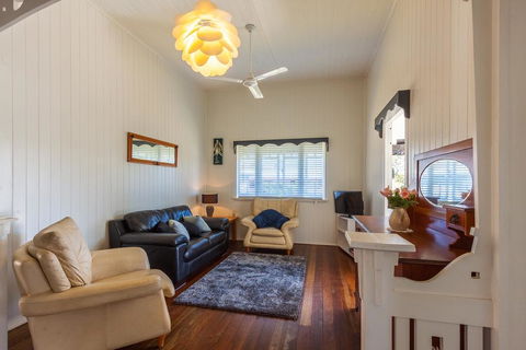 Curlew Cottage - Yungaburra - Accommodation Redcliffe 1