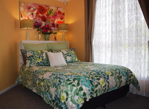 Cutmore Cottages - Bagala Bungalow - Accommodation Redcliffe 2