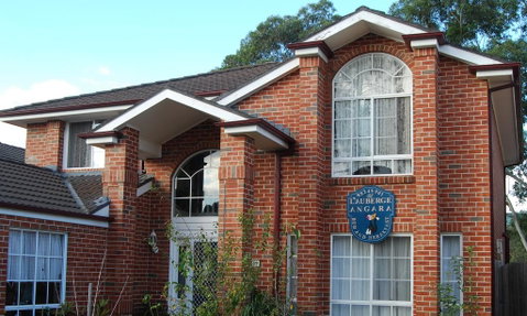 Cutmore Cottages - L'Auberge Angara - Accommodation Redcliffe 2