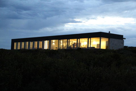 D'Estrees Bay Beach House - Accommodation Redcliffe 2