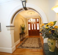 Darcy's Hotel - Accommodation Redcliffe