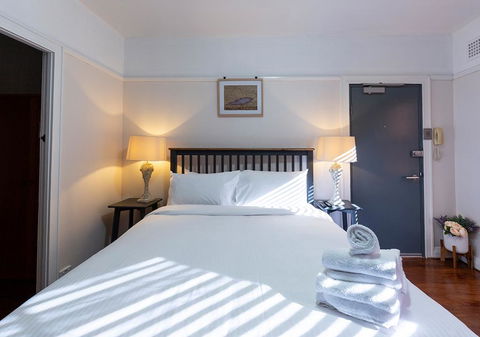 DARLINGHURST STUDIO // SHARED ROOFTOP SPACE - Accommodation Redcliffe 0
