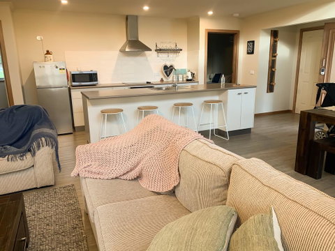 Daysend Cottages - Accommodation Redcliffe 1