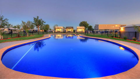 DC On The Lake - Accommodation Redcliffe 0