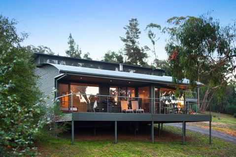 Dee Jays Studio - Accommodation Redcliffe 0