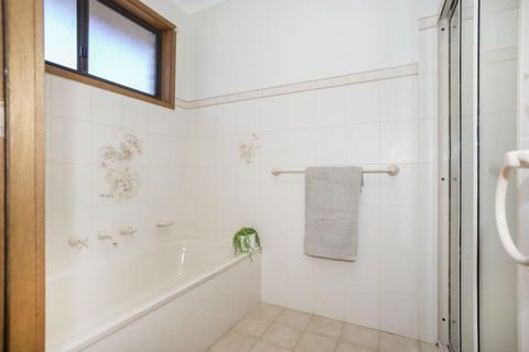 Deering 106, ULLADULLA - Accommodation Redcliffe 2