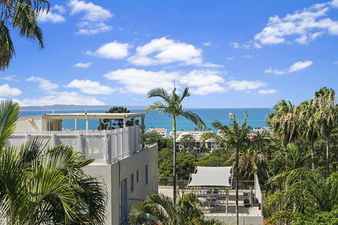 Descola 10 - Accommodation Redcliffe 0
