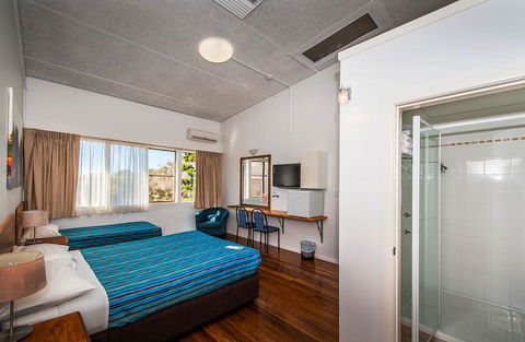 Diggers Tavern - Accommodation Redcliffe 1