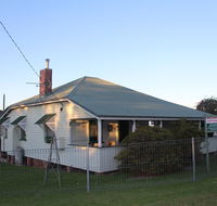 Dillons Cottage - Accommodation Redcliffe