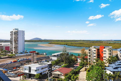 Direct Hotels - The Rhythm On Beach - Accommodation Redcliffe 1