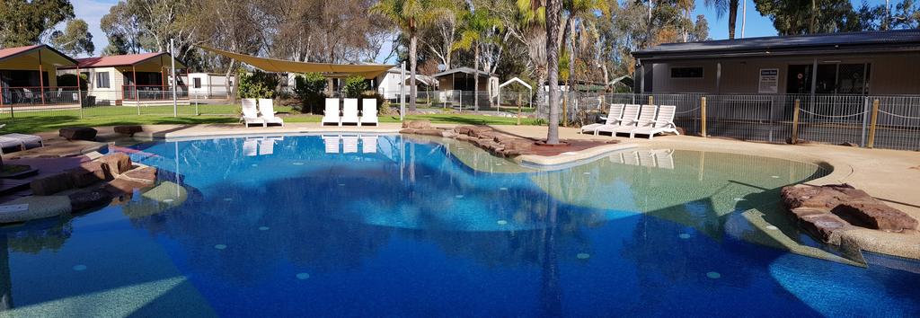 Coolamon NSW Accommodation Redcliffe