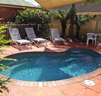 Dolphin Shores - Accommodation Redcliffe