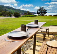 Dolphin Studio Apartment 1a Ocean Street - Accommodation Redcliffe