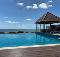 Dolphin View 404 - Accommodation Redcliffe