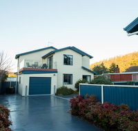 Douglas Street - Accommodation Redcliffe