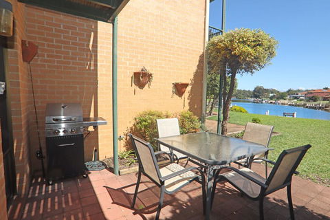 Driftwood - Accommodation Redcliffe 0