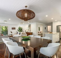 Dual-living amongst the rainforest Little Cove - Accommodation Redcliffe
