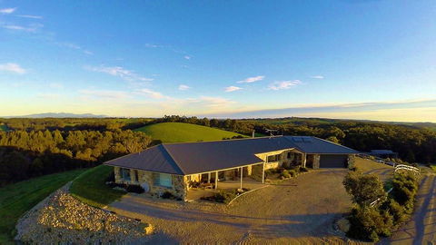 Eagle Rock B&B, Fish Creek - Accommodation Redcliffe 0