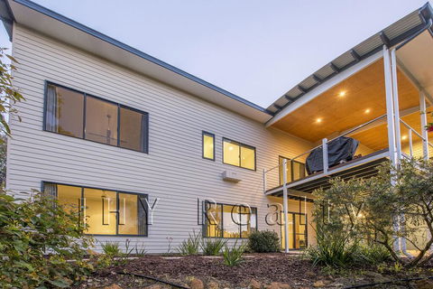 Eagle Vista - Accommodation Redcliffe 3