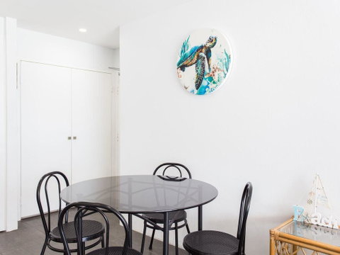 Ebbtide 22 - Accommodation Redcliffe 3