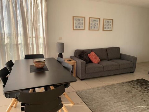 Ebbtide Unit 5 / 2-6 North Street - Accommodation Redcliffe 1