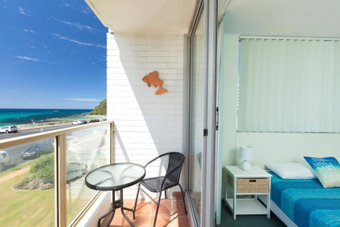 Ebbtide, Unit 07, 2-6 North Street - Accommodation Redcliffe 1