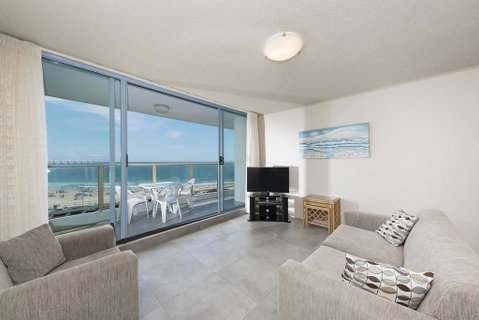 Ebbtide, Unit 17, 2-6 North Street - Accommodation Redcliffe 3