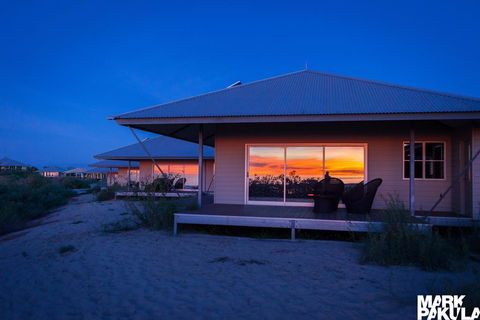 Eco Beach Resort - Accommodation Redcliffe 3