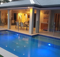 Eden Trinity Beach Lagoon Front House - Accommodation Redcliffe