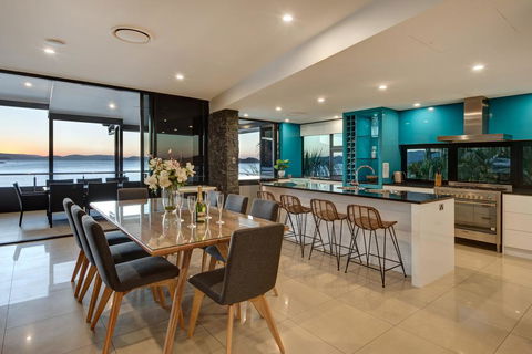 Edge Apartments - Accommodation Redcliffe 3