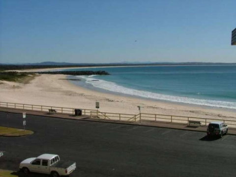 El Sandi, Unit 12, 14-18 North Street - Accommodation Redcliffe 0