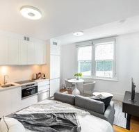 Elegantly Styled Studio In Stunning Glebe Estate - Accommodation Redcliffe