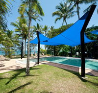 Ellis Beach Oceanfront Bungalows - Accommodation Redcliffe