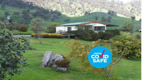 Elm Cottage - Accommodation Redcliffe 2