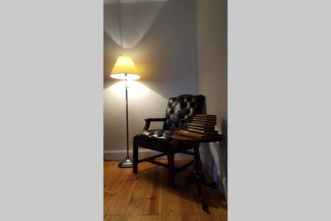 Elmswood BnB - Accommodation Redcliffe 1