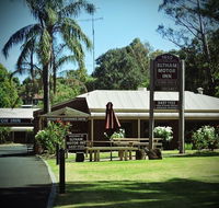 Eltham Motor Inn - Accommodation Redcliffe