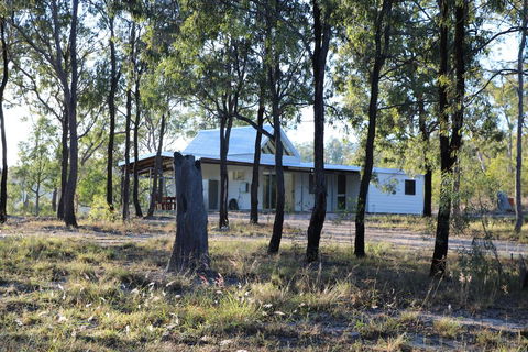 Elysium Lodge - Accommodation Redcliffe 0
