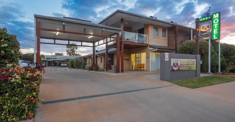 Emerald Inn - Accommodation Redcliffe 0