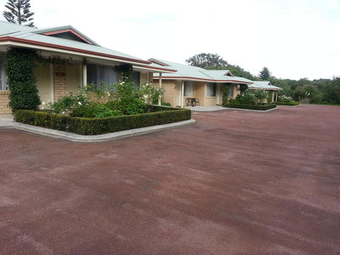 Emu Point Motel - Accommodation Redcliffe 0