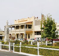Eureka Hotel / Rainbow Brewery - Accommodation Redcliffe