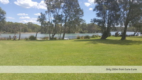 Eurie Eurie On Beachview - Accommodation Redcliffe 1