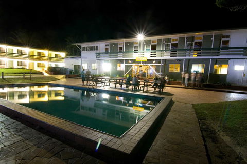 Eurong Beach Resort - Accommodation Redcliffe 3