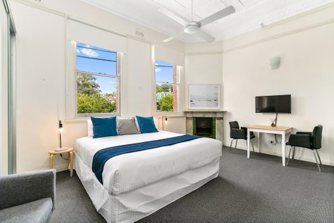 Excelsior Serviced Apartments - Accommodation Redcliffe 2