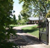 Exeter Farm Stay - Accommodation Redcliffe