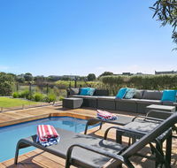 Fabulous Home - Families Only - Accommodation Redcliffe