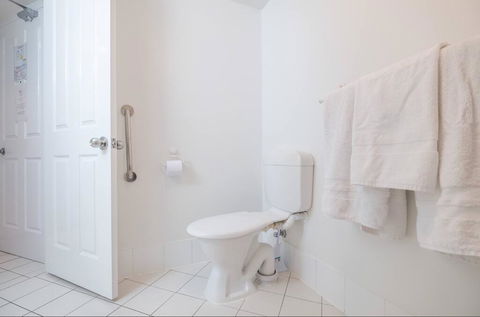 Fabulous Kangaroo Point 3 Bedroom Apartment - Accommodation Redcliffe 2