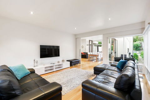 FAIRSEA RETREAT - RYE - Accommodation Redcliffe 1