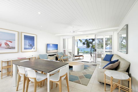 Fairshore 15 - Accommodation Redcliffe 3